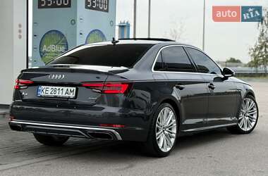 Седан Audi A4 2019 в 