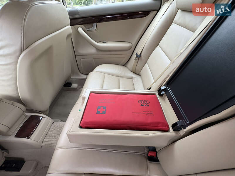 Седан Audi A4 2006 в Виннице