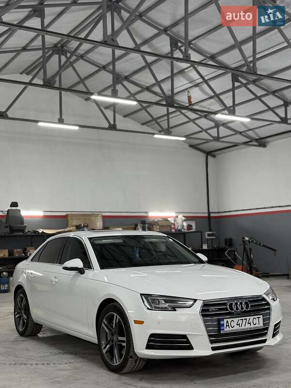Седан Audi A4 2017 в Любомле