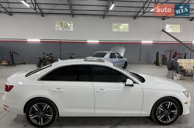 Седан Audi A4 2017 в 
