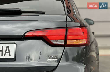 Универсал Audi A4 2016 в 