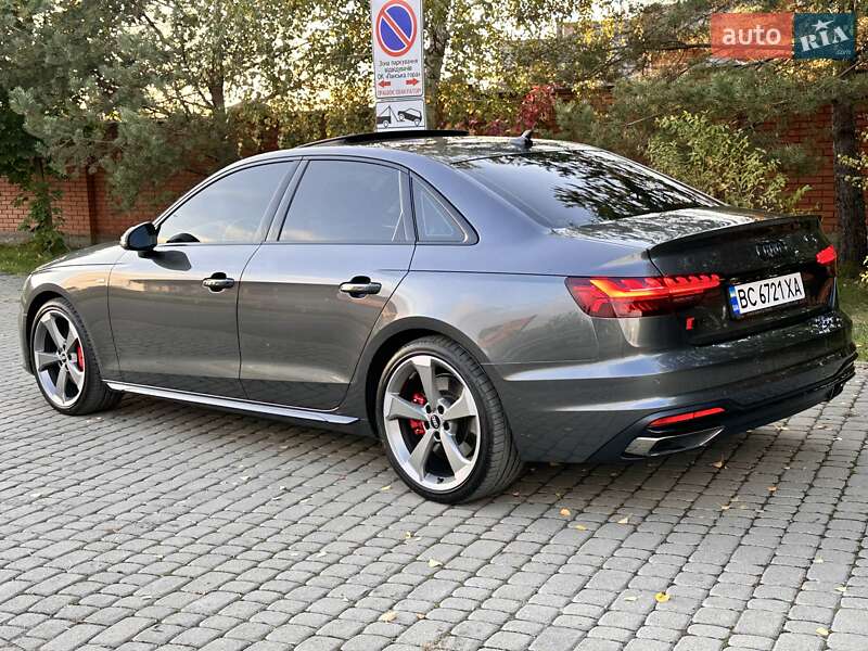 Седан Audi A4 2024 в Львове