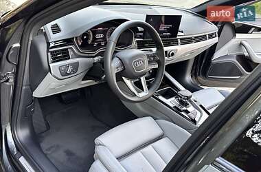 Седан Audi A4 2024 в Львове