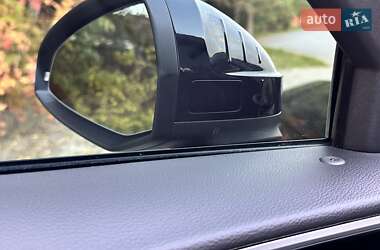 Седан Audi A4 2024 в Львове