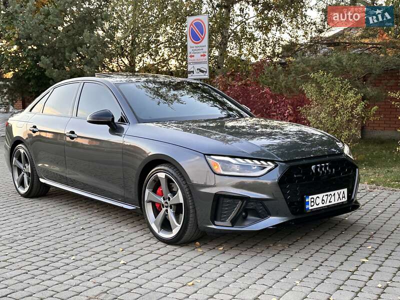 Седан Audi A4 2024 в Львове