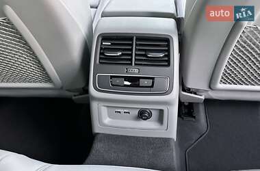 Седан Audi A4 2024 в Львове