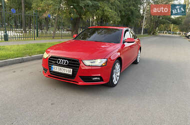Седан Audi A4 2012 в 