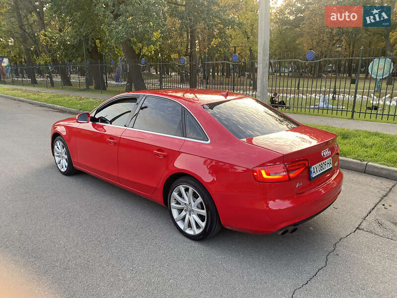 Седан Audi A4 2012 в Харкові