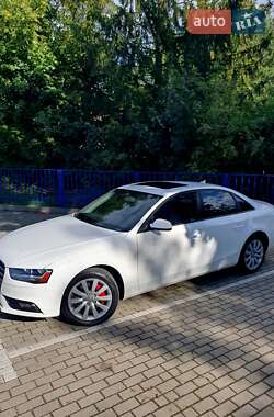 Седан Audi A4 2012 в Тернополе