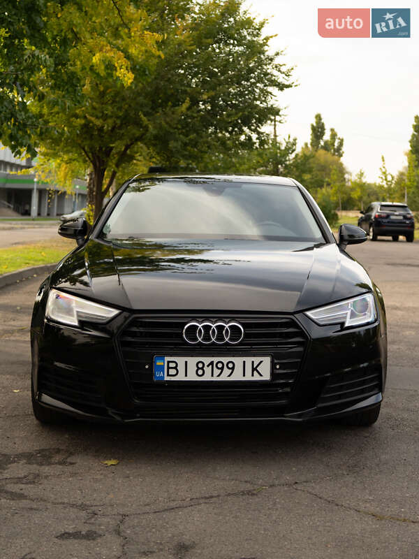 Седан Audi A4 2016 в Полтаве