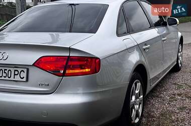 Седан Audi A4 2011 в 