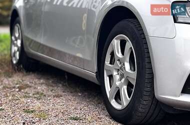 Седан Audi A4 2011 в 