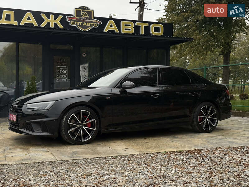 Седан Audi A4 2017 в Ивано-Франковске
