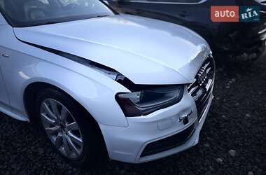 Седан Audi A4 2015 в 