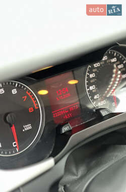 Седан Audi A4 2010 в 