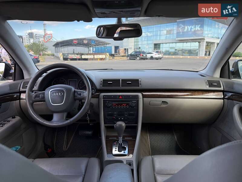 Седан Audi A4 2005 в Кривому Розі