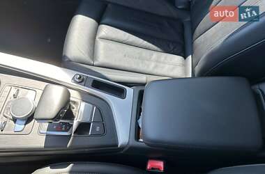 Седан Audi A4 2018 в 