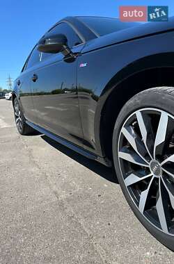 Седан Audi A4 2018 в 