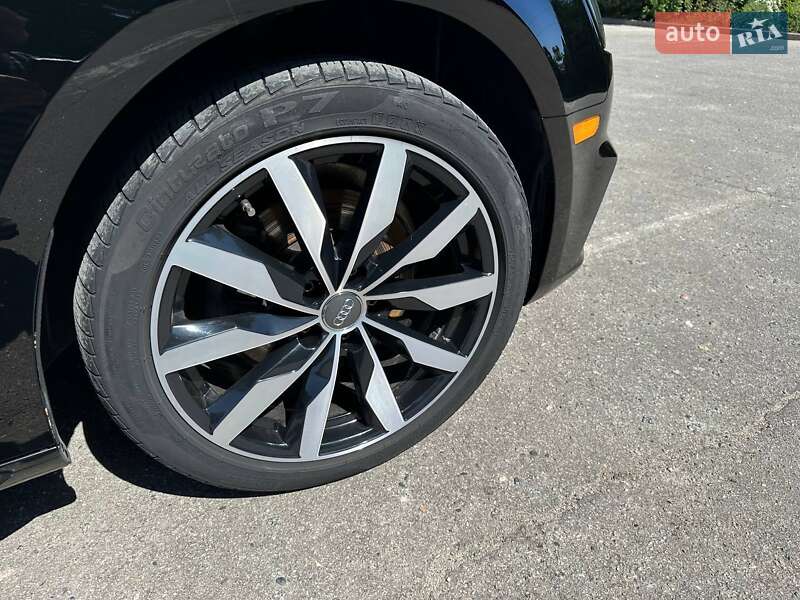 Седан Audi A4 2018 в Харькове