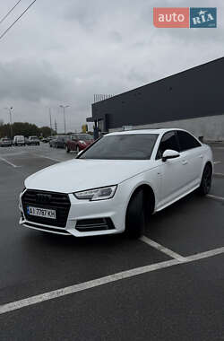 Седан Audi A4 2018 в 