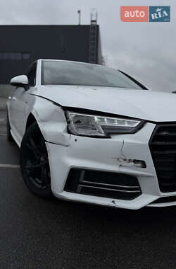 Седан Audi A4 2018 в 