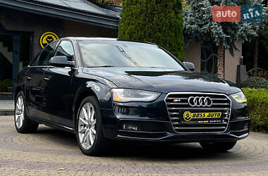 Седан Audi A4 2014 в Львові