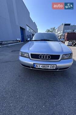 Седан Audi A4 1998 в 