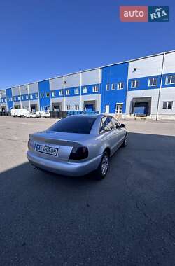 Седан Audi A4 1998 в 