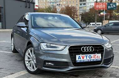 Седан Audi A4 2014 в 