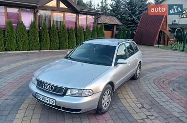 Универсал Audi A4 1998 в 