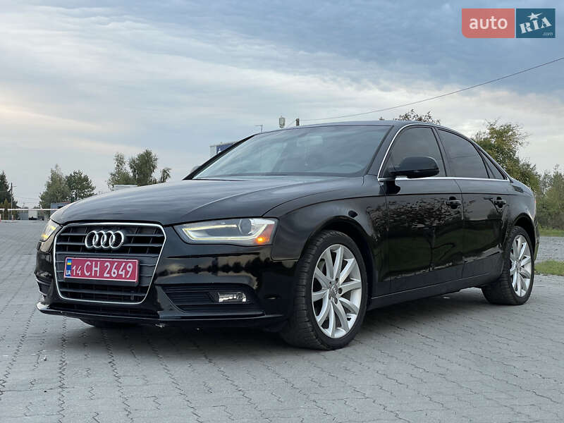 Седан Audi A4 2013 в 