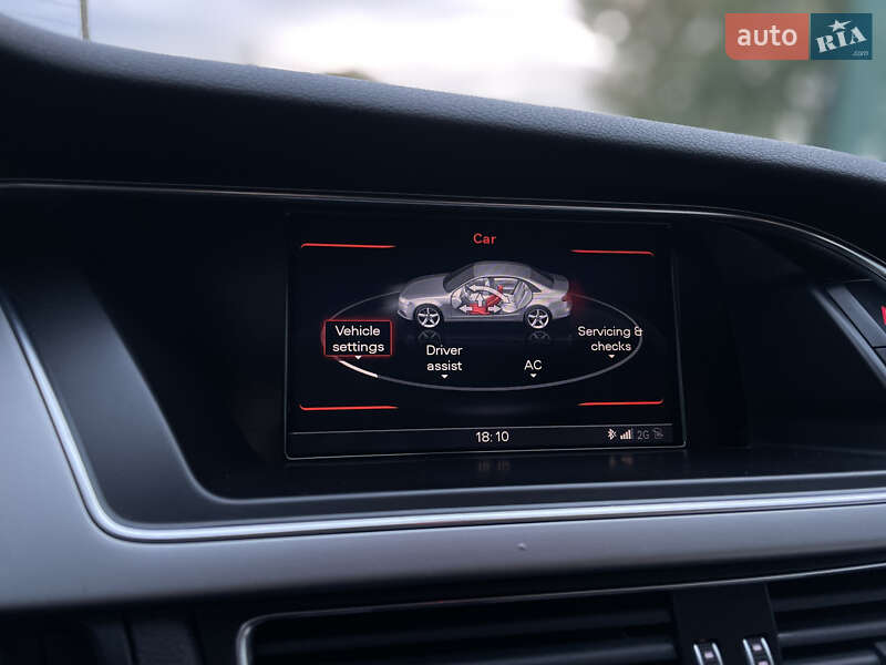 Седан Audi A4 2013 в Яворове