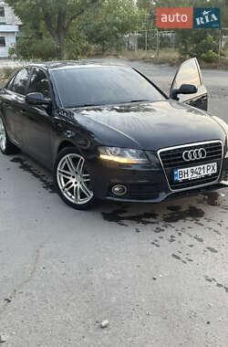 Седан Audi A4 2011 в 
