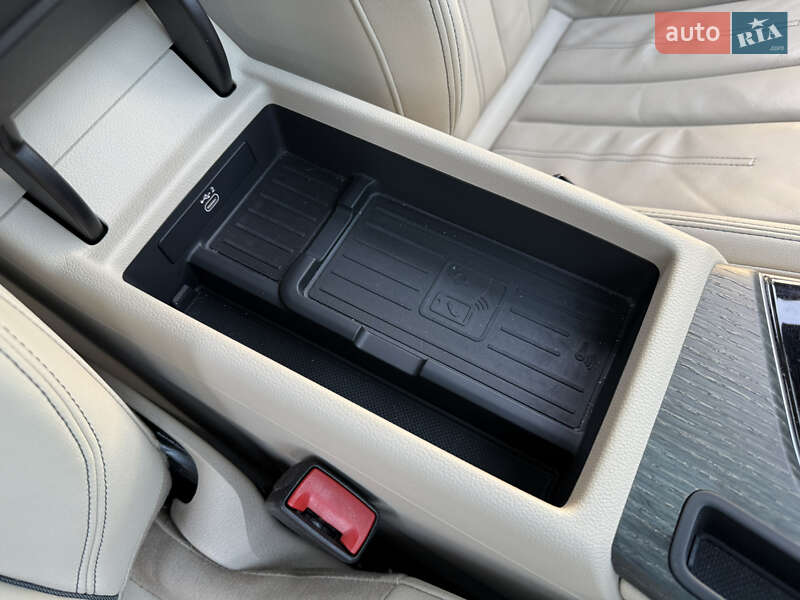 Седан Audi A4 2020 в Луцьку