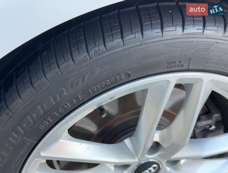 Седан Audi A4 2020 в Луцьку