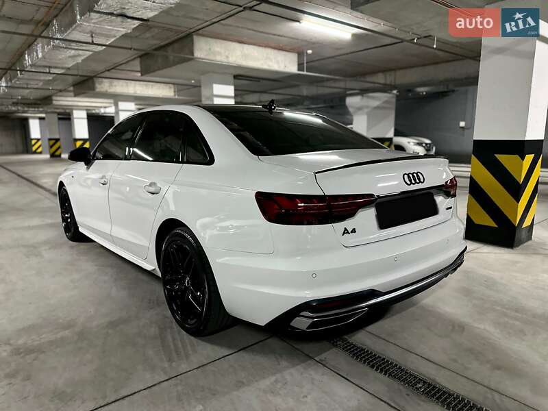 Седан Audi A4 2020 в Дніпрі