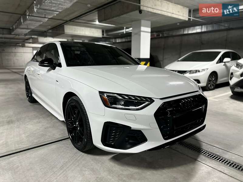 Седан Audi A4 2020 в Дніпрі