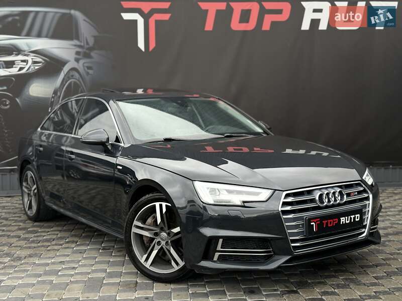 Седан Audi A4 2017 в Львові