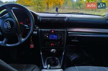 Универсал Audi A4 2000 в 