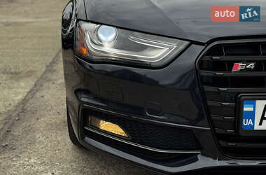 Седан Audi A4 2014 в 