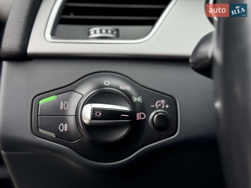 Седан Audi A4 2014 в Житомирі