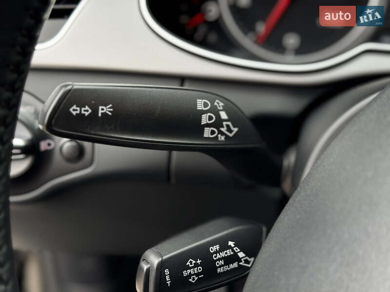 Седан Audi A4 2014 в Житомирі