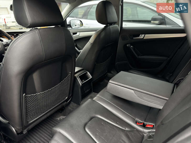 Седан Audi A4 2014 в Житомирі
