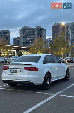 Седан Audi A4 2012 в 