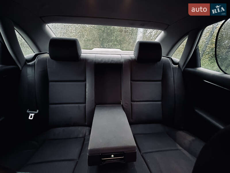 Седан Audi A4 2001 в Виннице