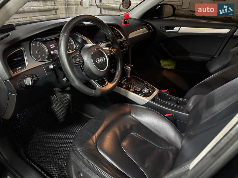 Седан Audi A4 2014 в Києві