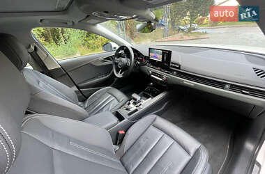 Седан Audi A4 2021 в 