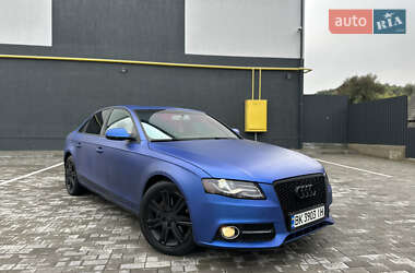 Седан Audi A4 2011 в Кременце