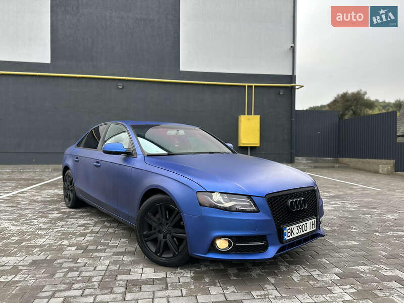 Audi A4 2011