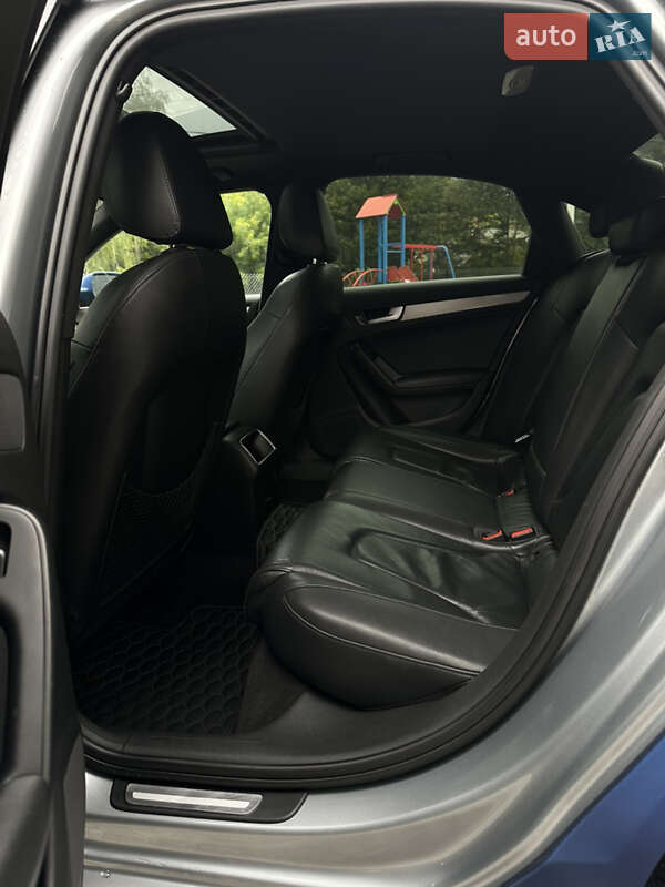 Седан Audi A4 2011 в Кременце